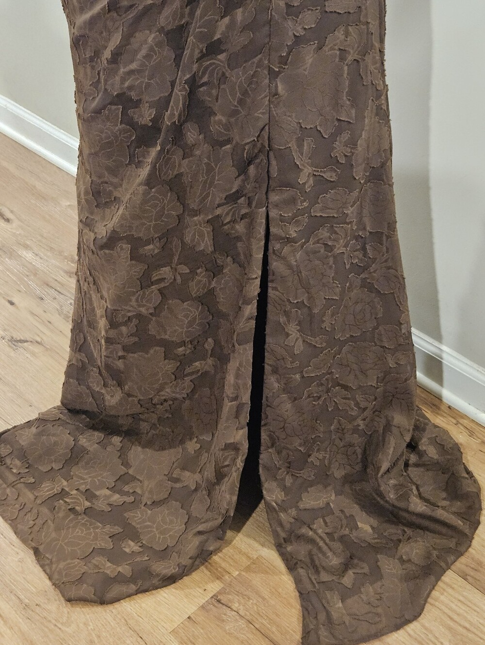 One-Shoulder Brown Floral Jacquard Evening Dress (See Description) - Picture 4 of 11